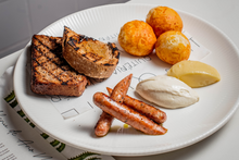 Carregar imagem no visualizador da galeria, Jantar de Ano Novo 2026 | Quitéria