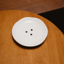 Carregar imagem no visualizador da galeria, Saboneteira de Cerâmica