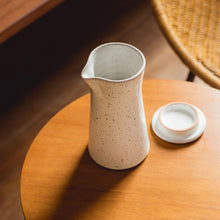 Carregar imagem no visualizador da galeria, Bule em cerâmica