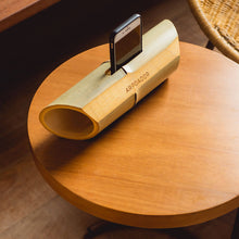 Carregar imagem no visualizador da galeria, Bamboo speaker
