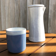 Carregar imagem no visualizador da galeria, Bule em cerâmica