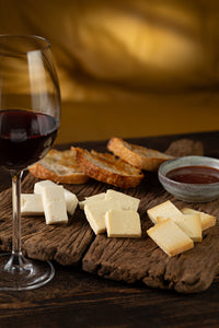 Wine & Cheese| Quitéria