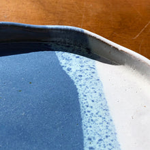 Load image into Gallery viewer, Ceramic plate (Blue)

